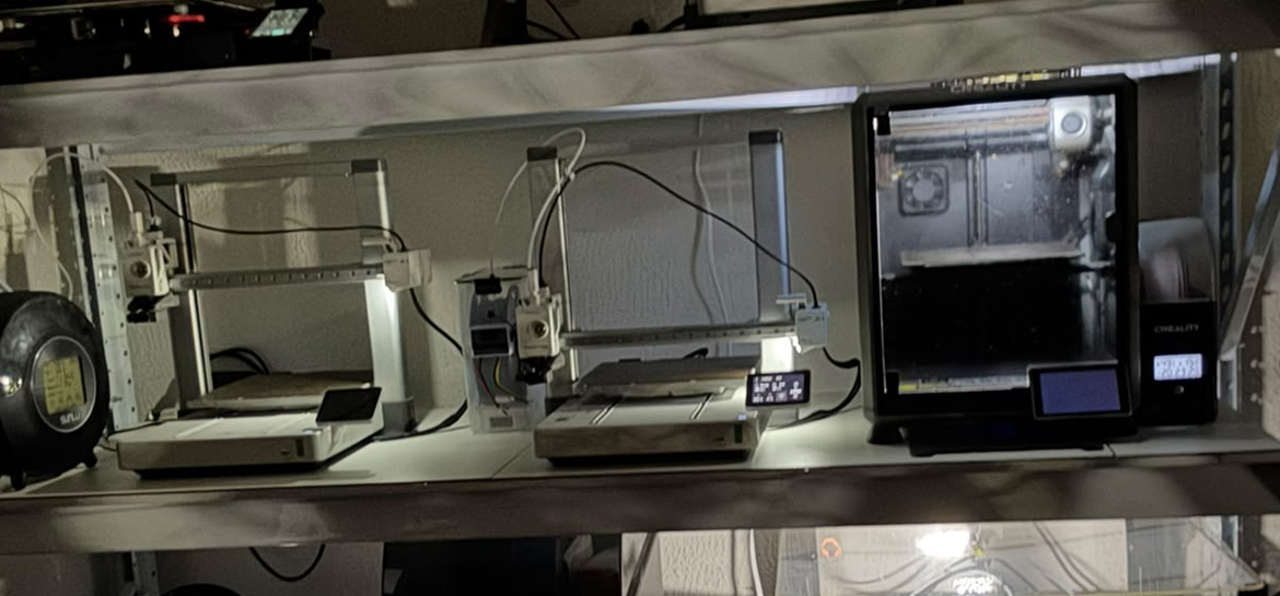 Impressoras 3D da Korx Solutions em operação